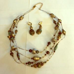 Necklace and earring set